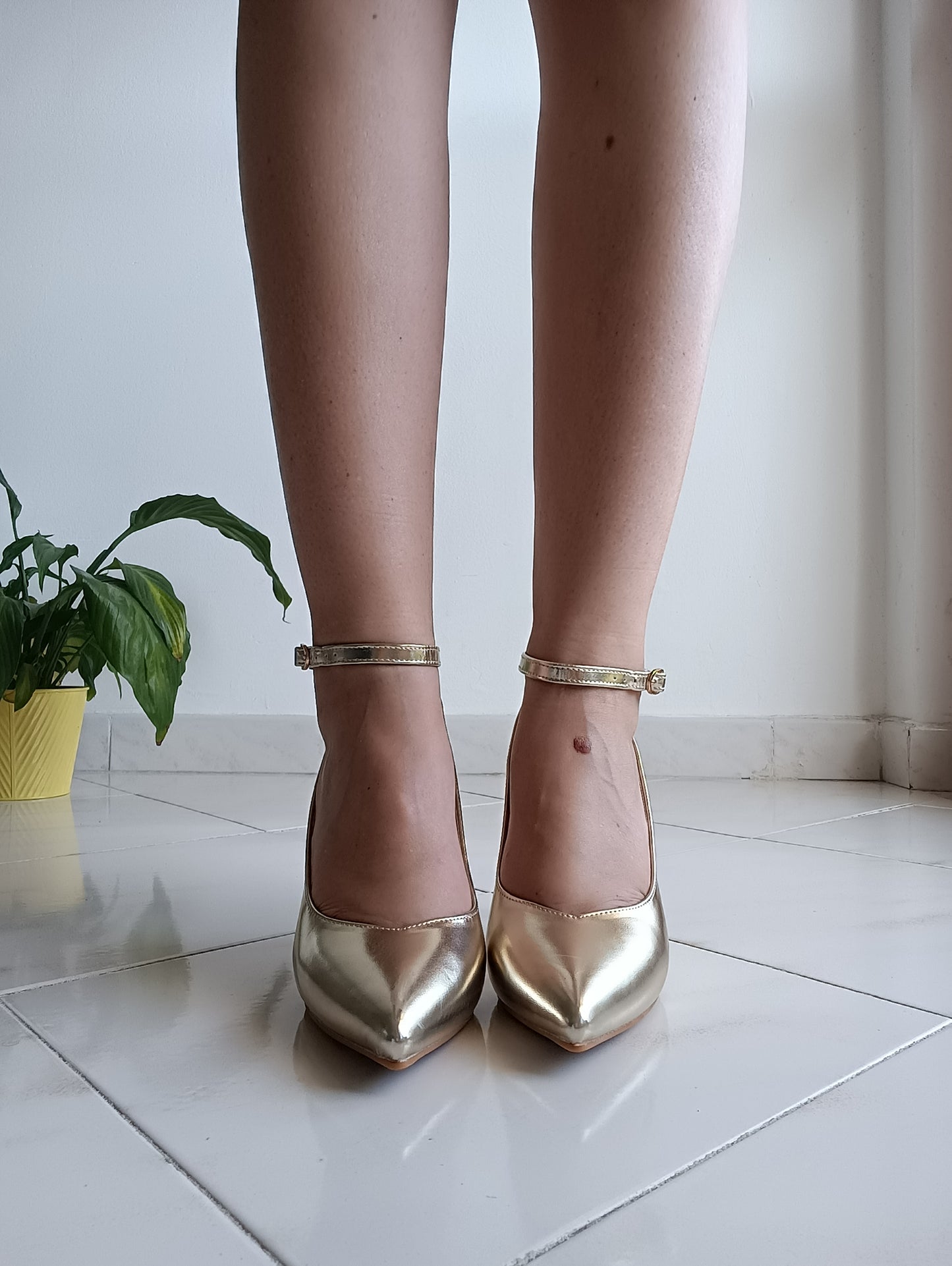 Gold slingback