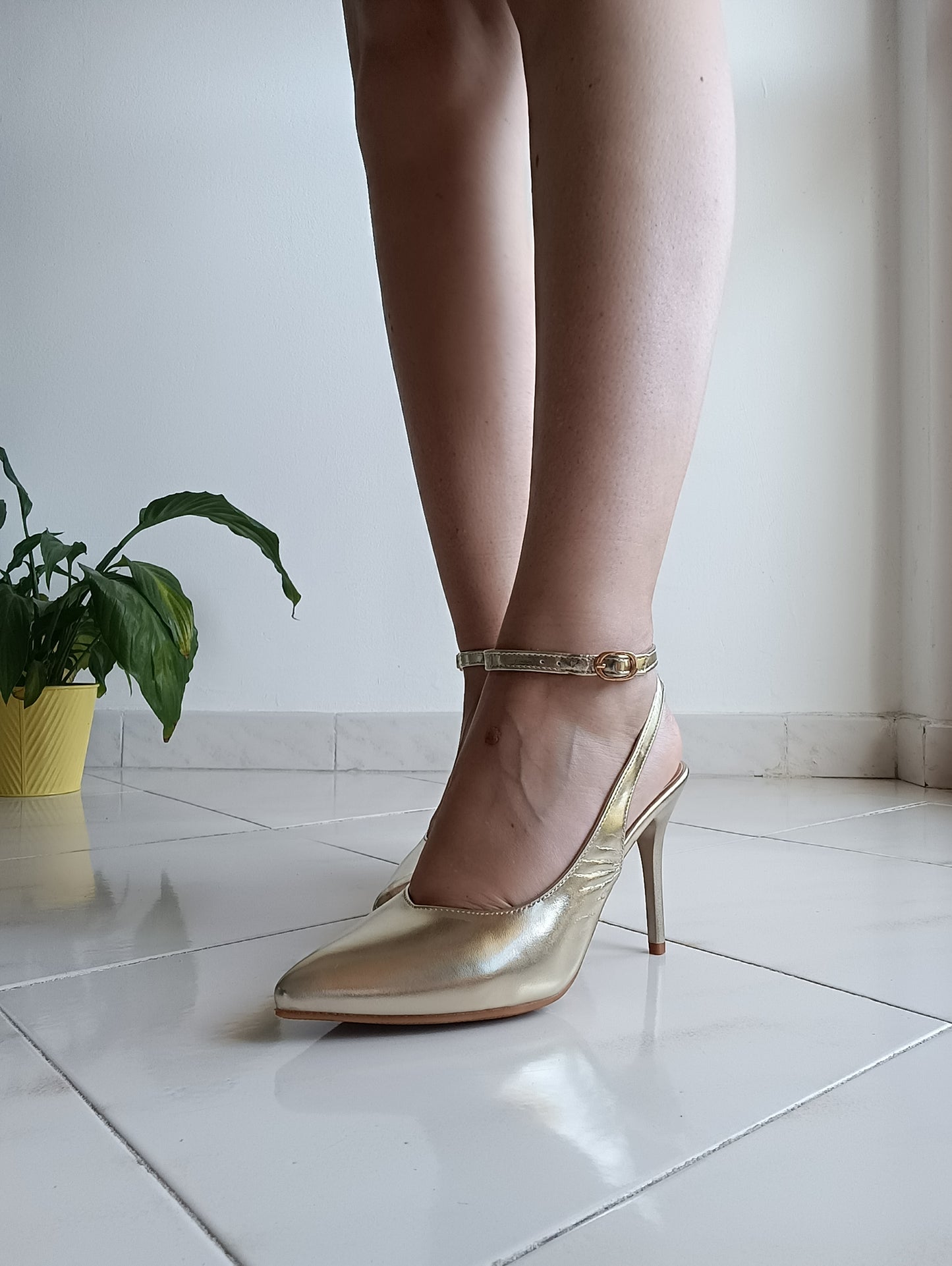 Gold slingback