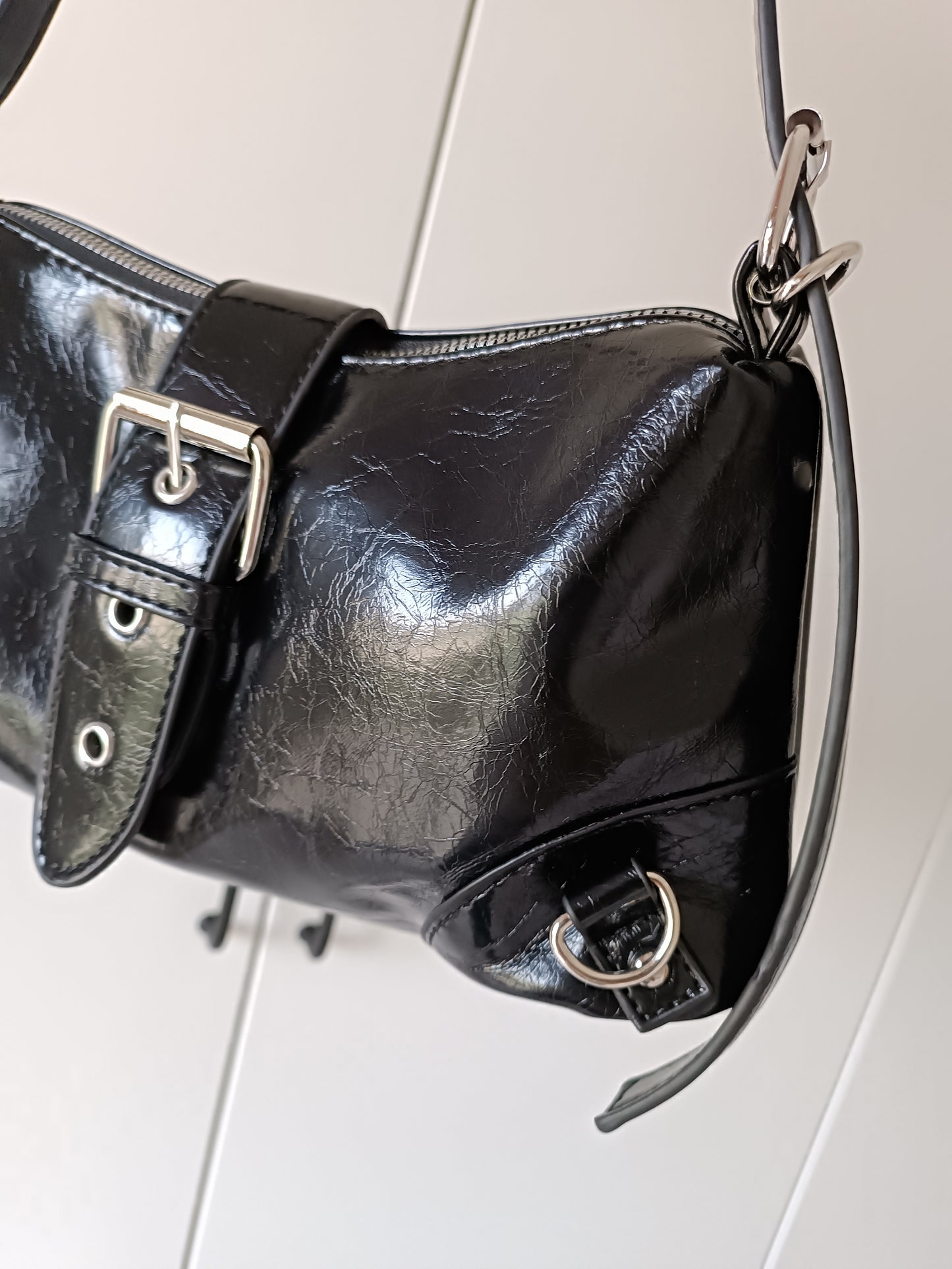 Buckle baguette bag