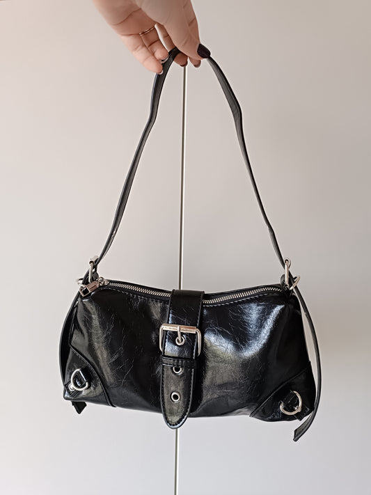Buckle baguette bag