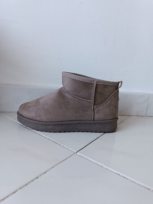 Winter boots