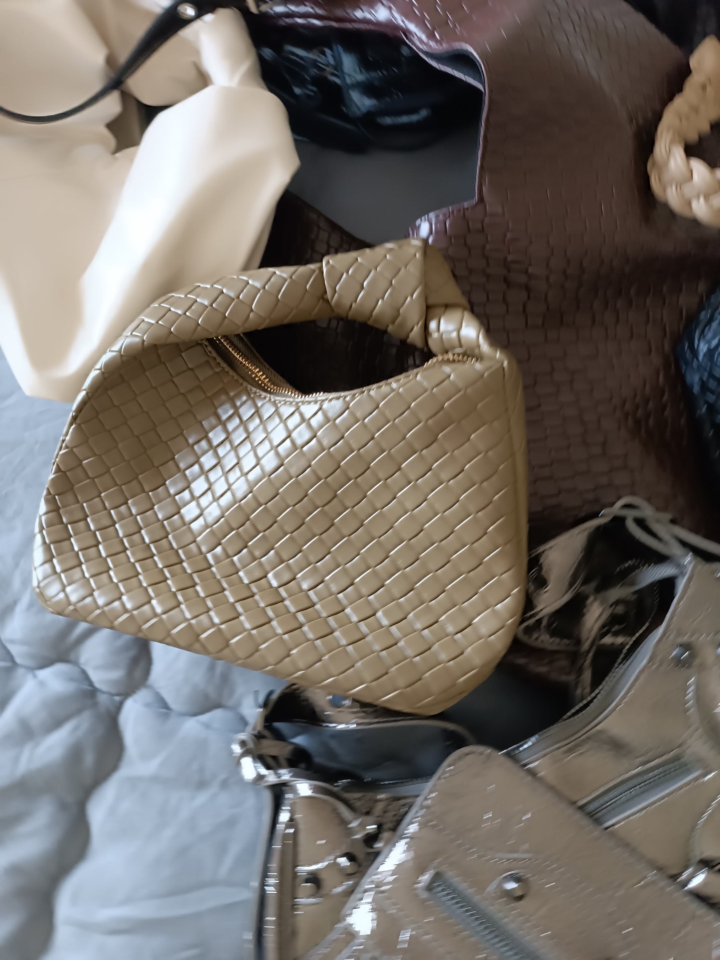 Hand bag knot Bottega